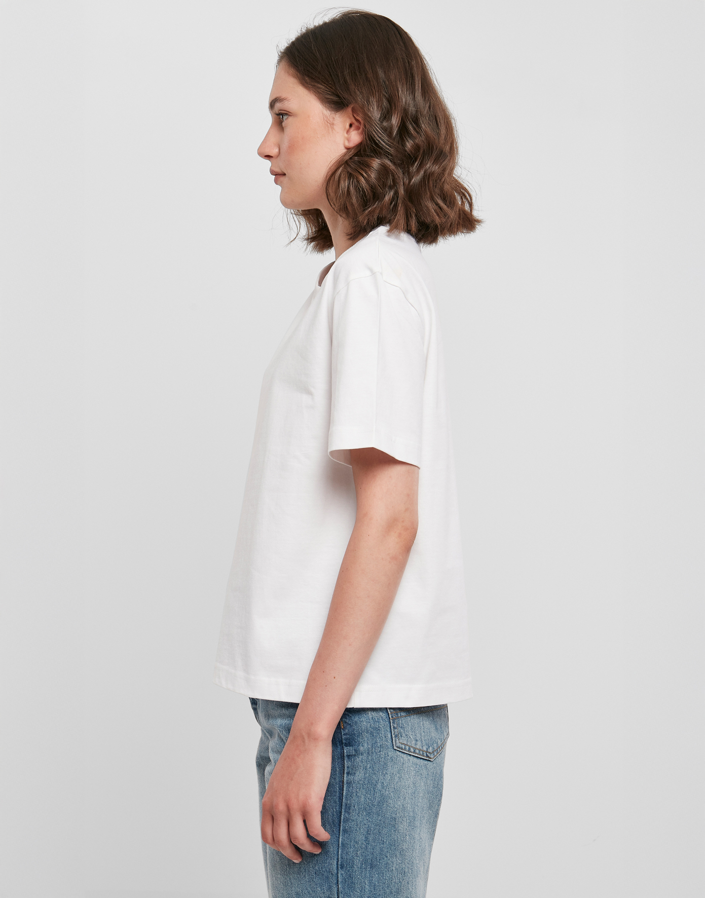 CAMISETA MANGA CORTA MUJER OVERSIZED 200GSM | BY211