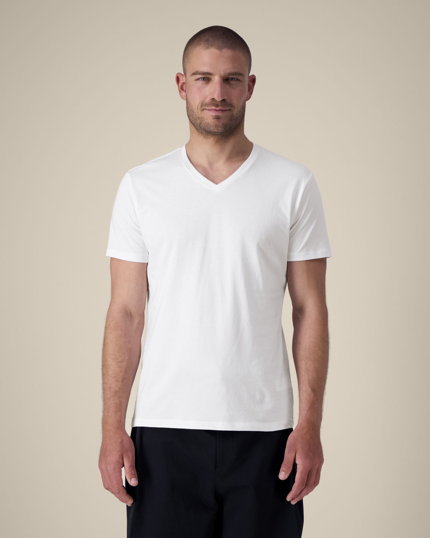 CAMISETA CUELLO PICO | STTM562